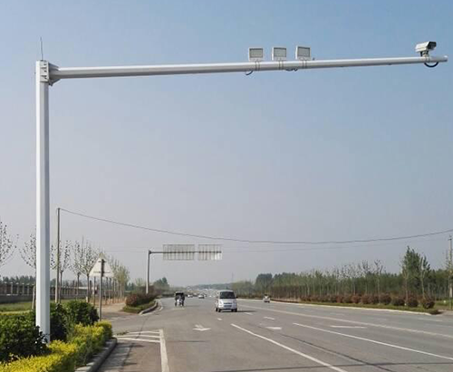 北京道路监控杆